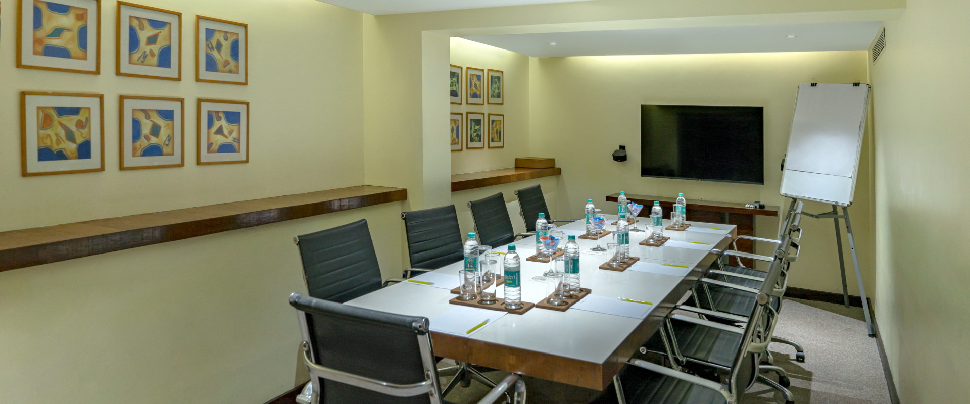 Conference room in Andheri east.jpg