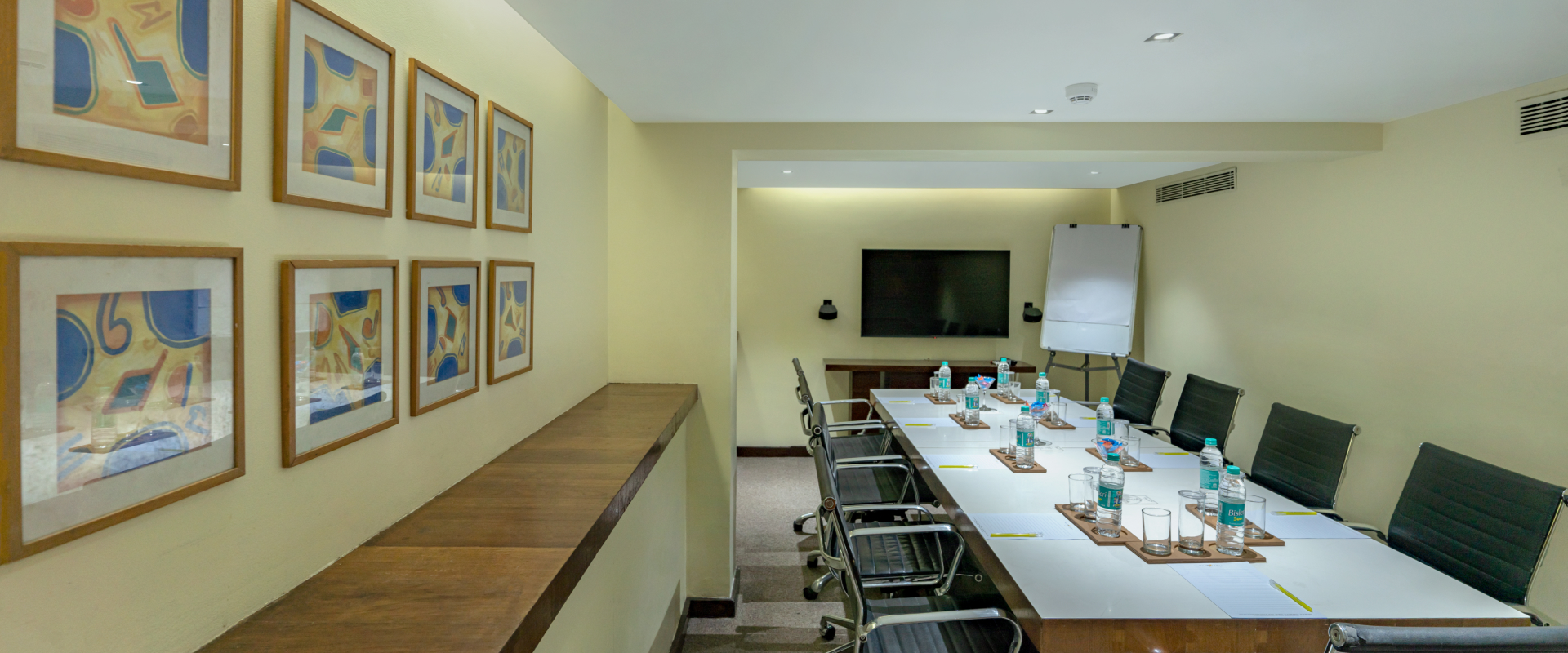 Conference room in Andheri east.jpg